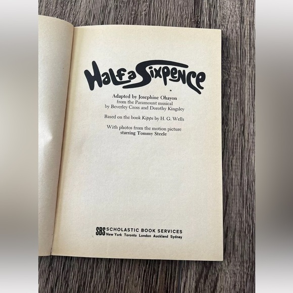 VINTAGE 1968: Half a Sixpence Starring Tommy Steel 1968, Paperback - FIRST PRINT - Picture 6 of 7